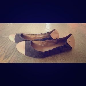 Coach ballerina